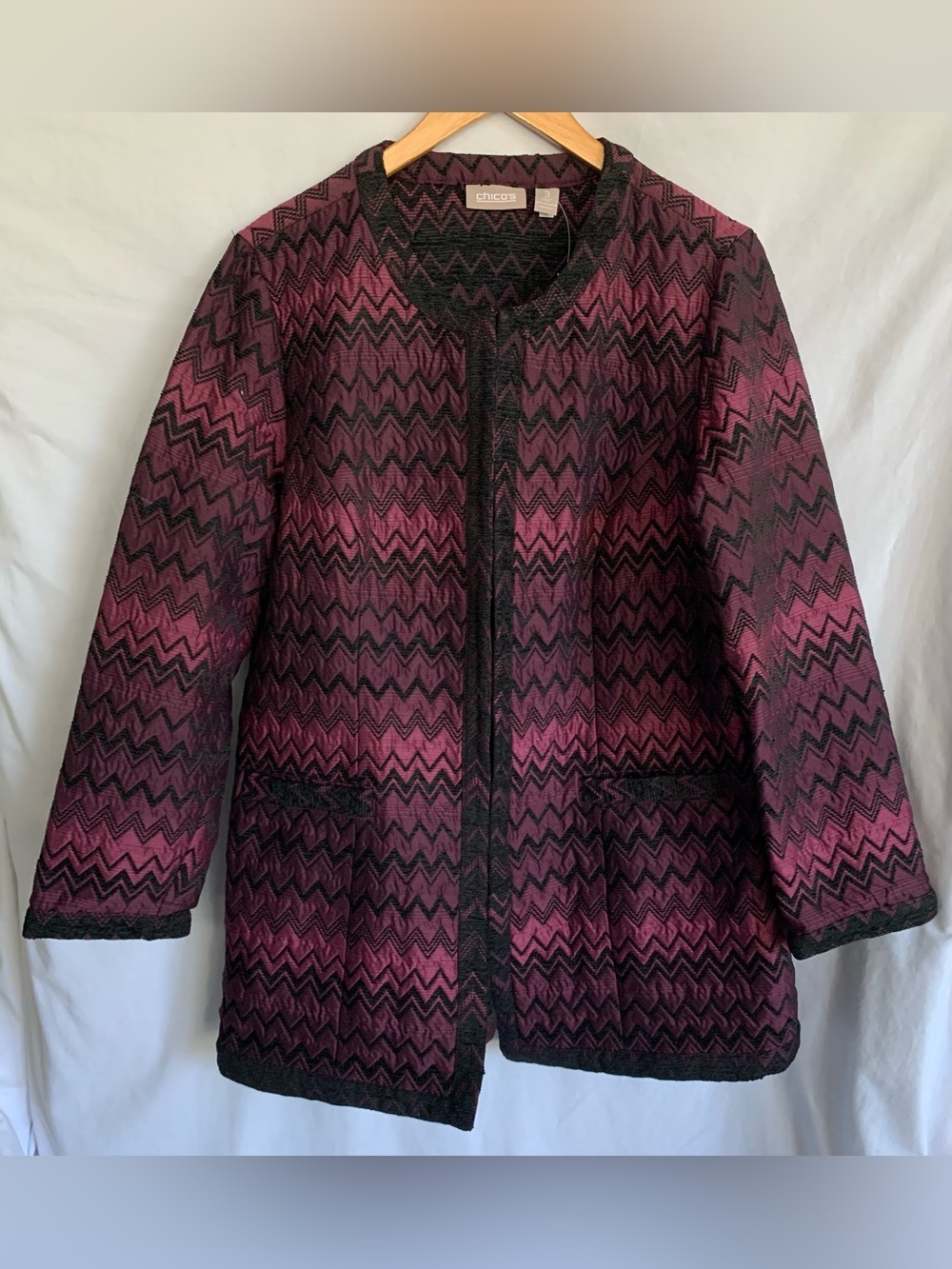NWT Chico's Size 3 Purple and Black Zigzag Open-Front Jacket